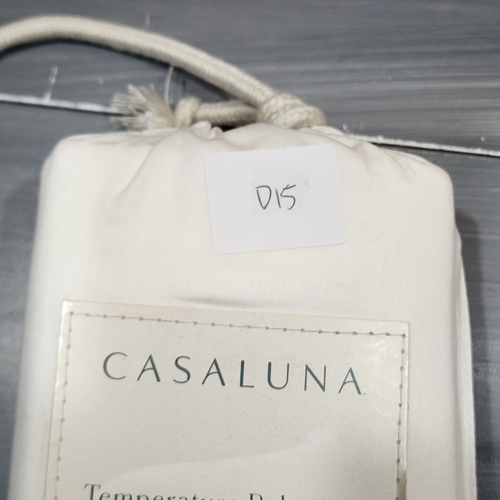 Casaluna King Temperature Balancing Pillowcase Set White 300 Thread Count Cotton - Picture 6 of 6
